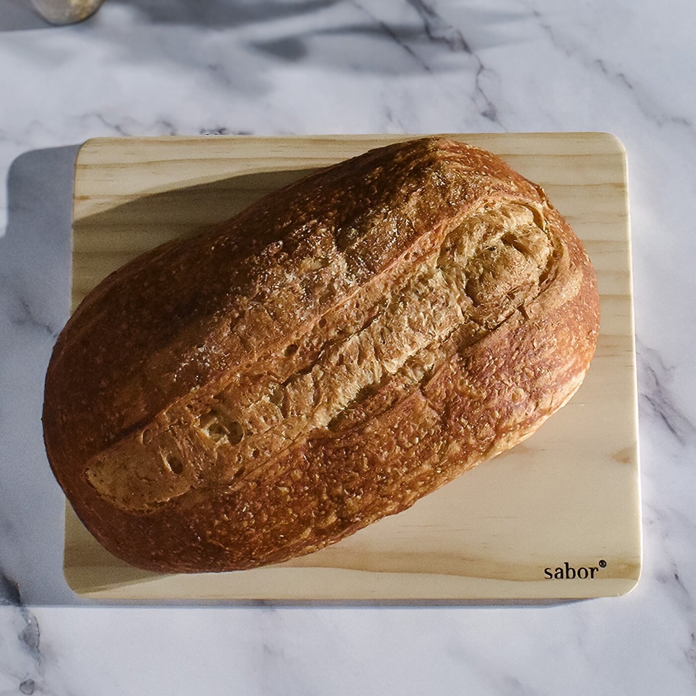 Brød på en Sabor Trevig trefjøl