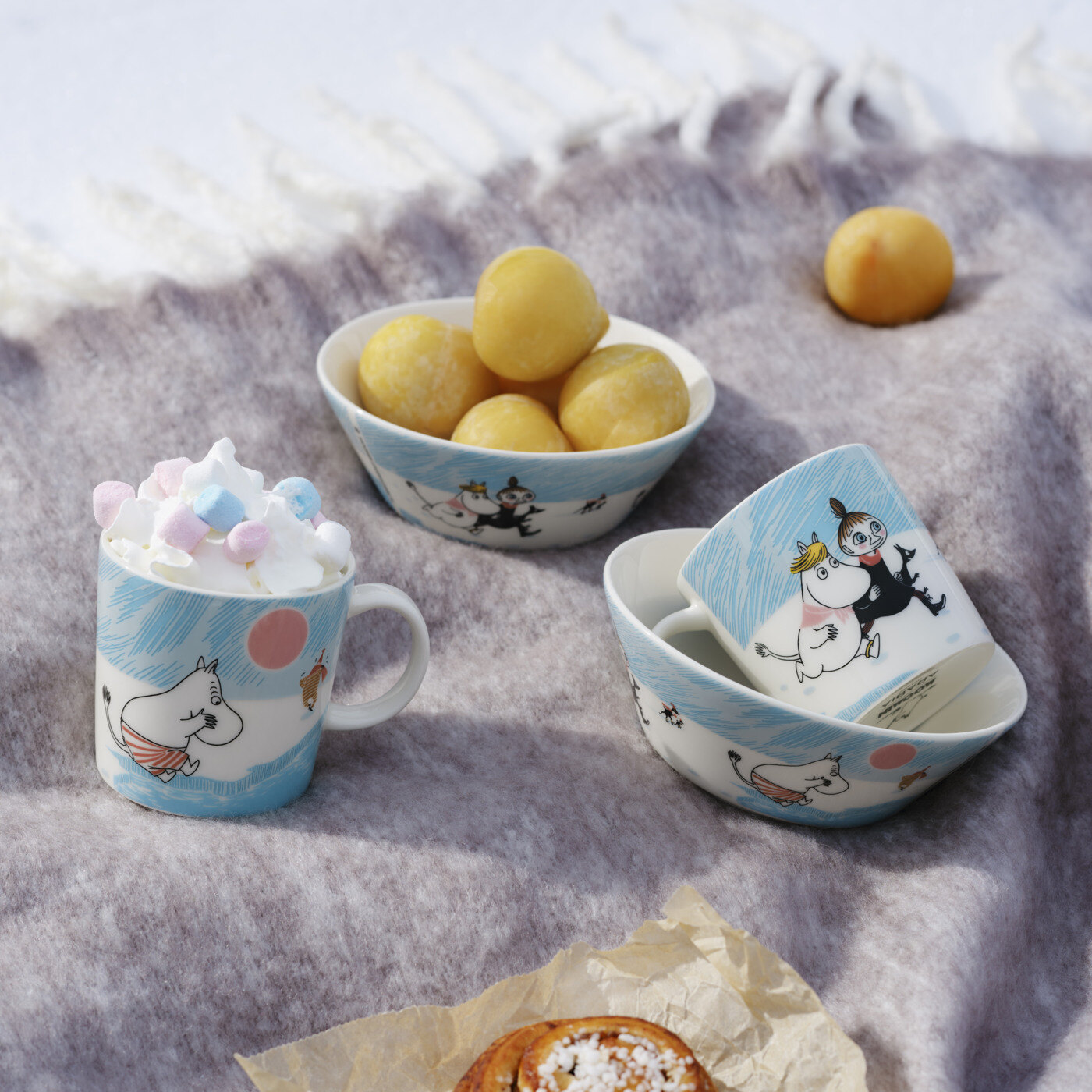 Kopp og skål fra vinterkolleksjonen Isbading