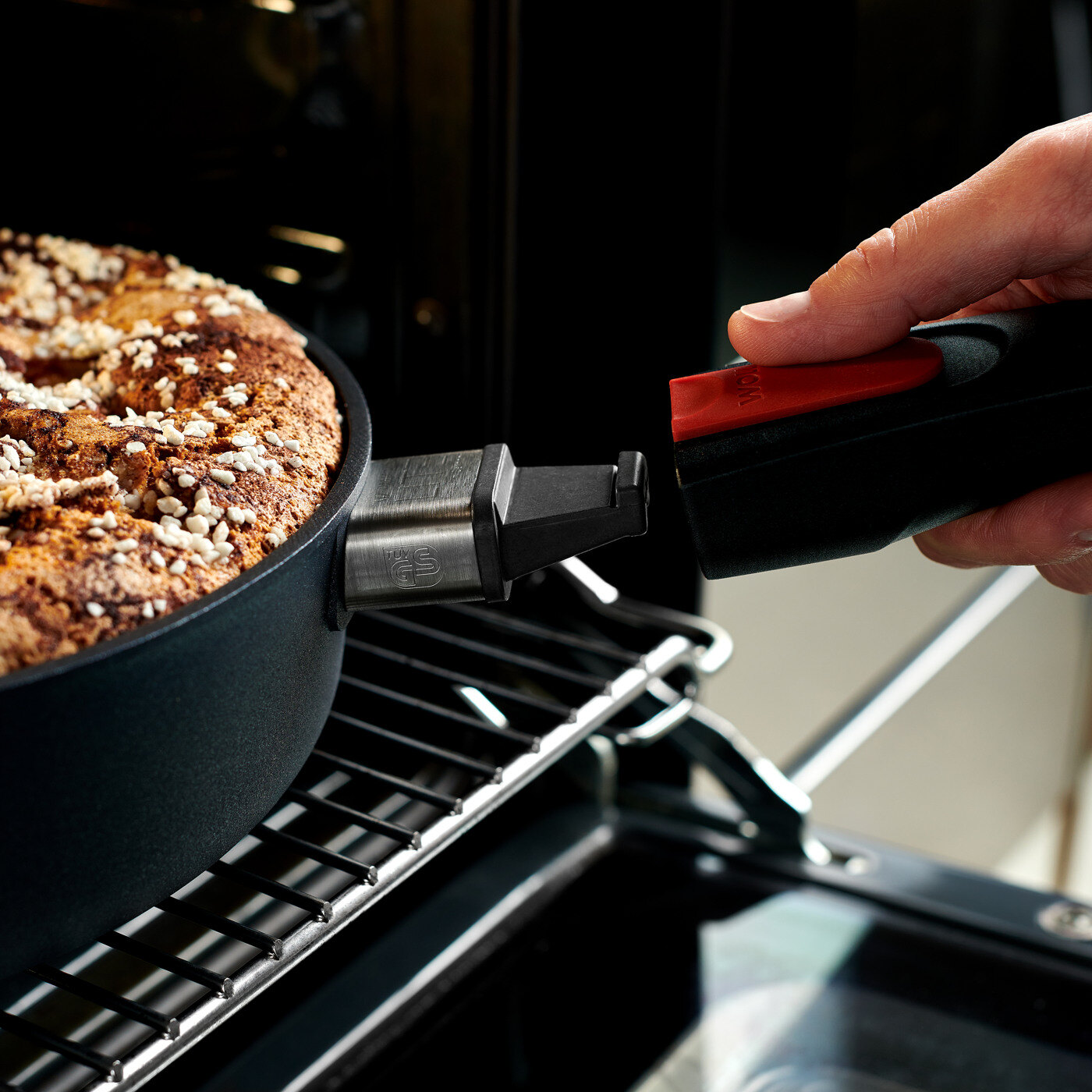 Håndtak på Woll stekepanne tas av