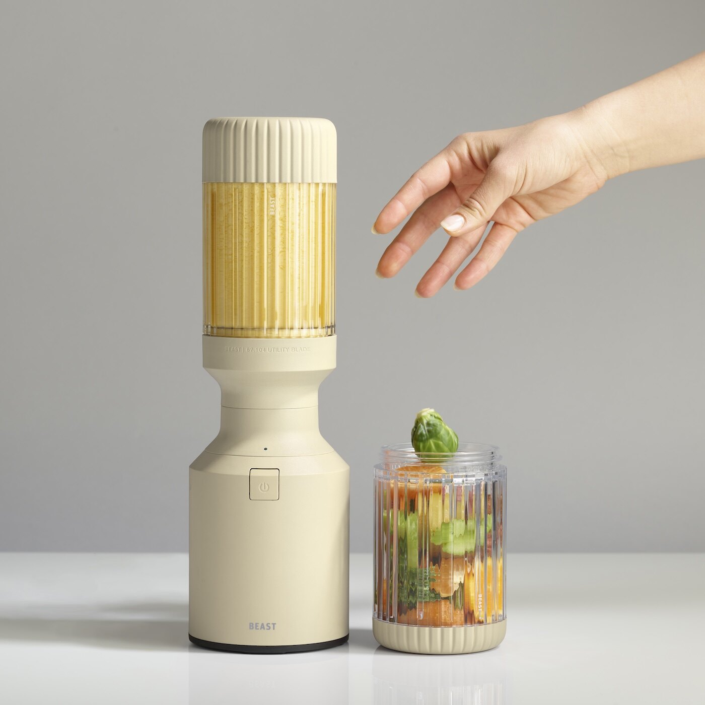 Beige blender fra Beast