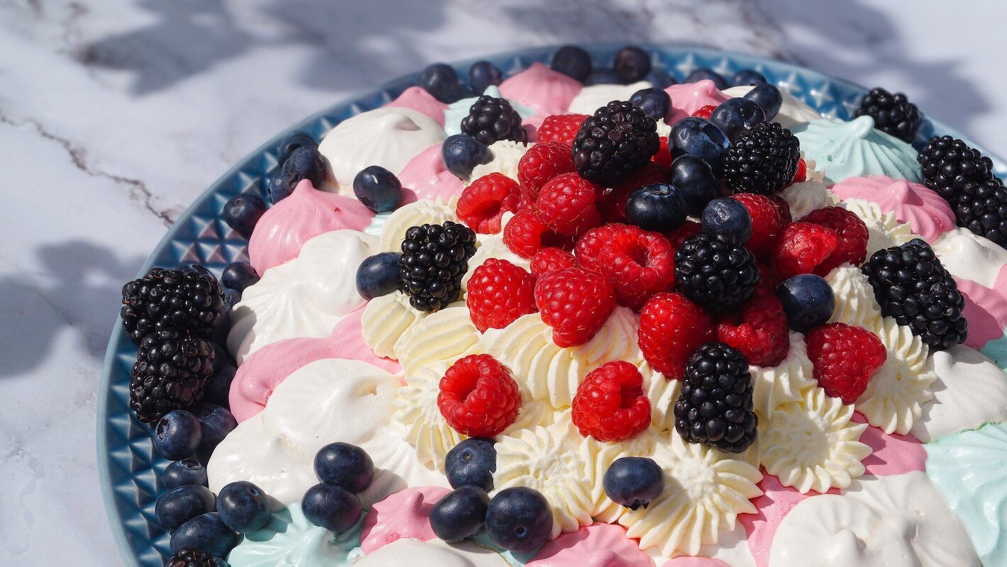 Feir nasjonaldagen med pavlova